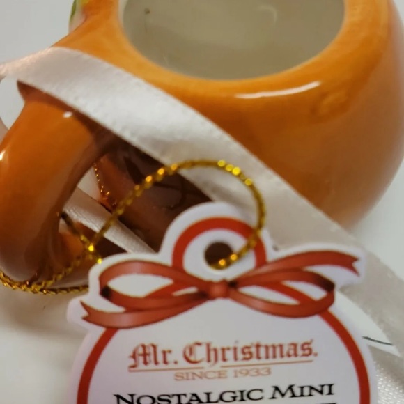 2021 Mr. Christmas Nostalgic Mini Mug Ornament Lot of 5 Holiday Ceramic 1.5 in. - Picture 11 of 11